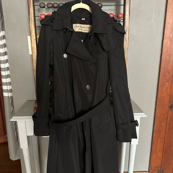 Burberry Trench coat with detachable hoodie - Picture 1 of 4